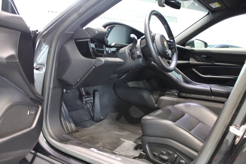 Bild 3 av Porsche Taycan 4S Cross Turismo 