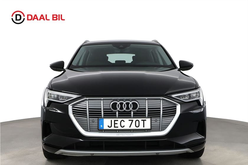 Bild 3 av Audi e-tron 55 quattro 95 kWh 408HK PROLINE P-VÄRM NAVI