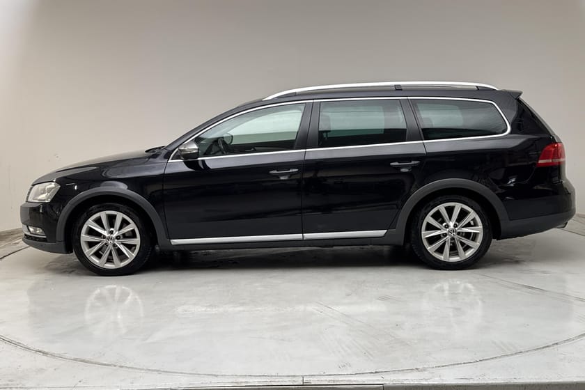 Bild 2 av Volkswagen Passat Alltrack 2.0 TDI 4Motion (177hk) Premium