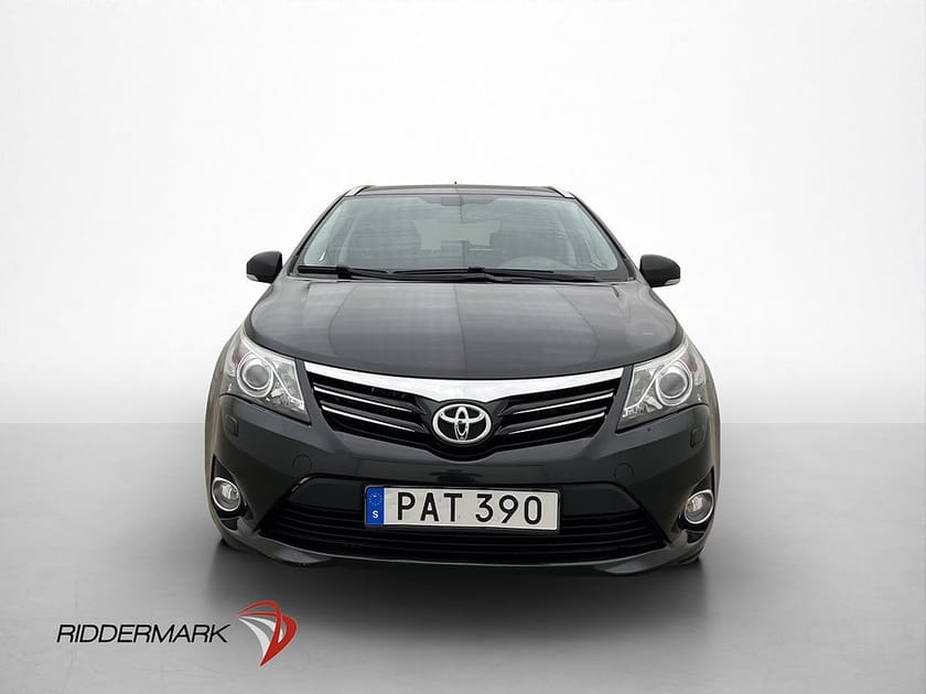 Bild 2 av Toyota Avensis Kombi Editn 50 Halvskinn Kamera Bluetooth 0,46l/Mil