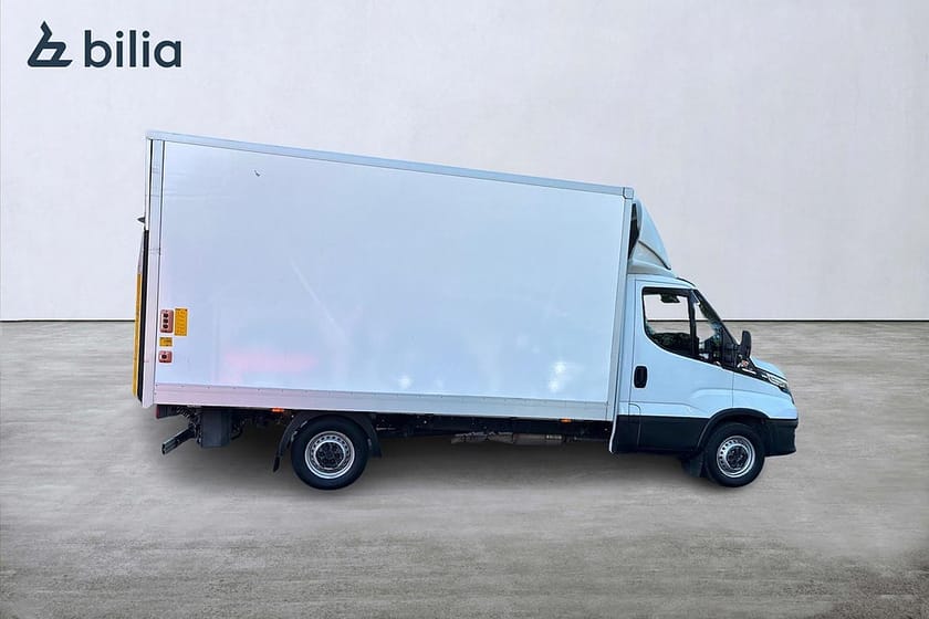 Bild 3 av Iveco Daily 35-160 Chassi Cab 2.3 JTD Automat Volymskåp B-kam
