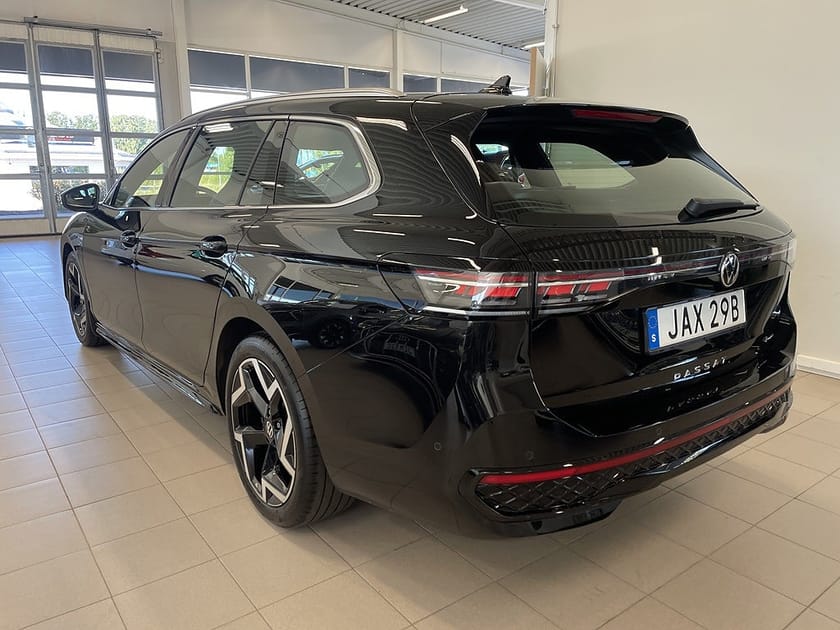 Bild 5 av Volkswagen Passat Sportscombi R-Line 2.0 TDI 4Motion Drag / Värmare