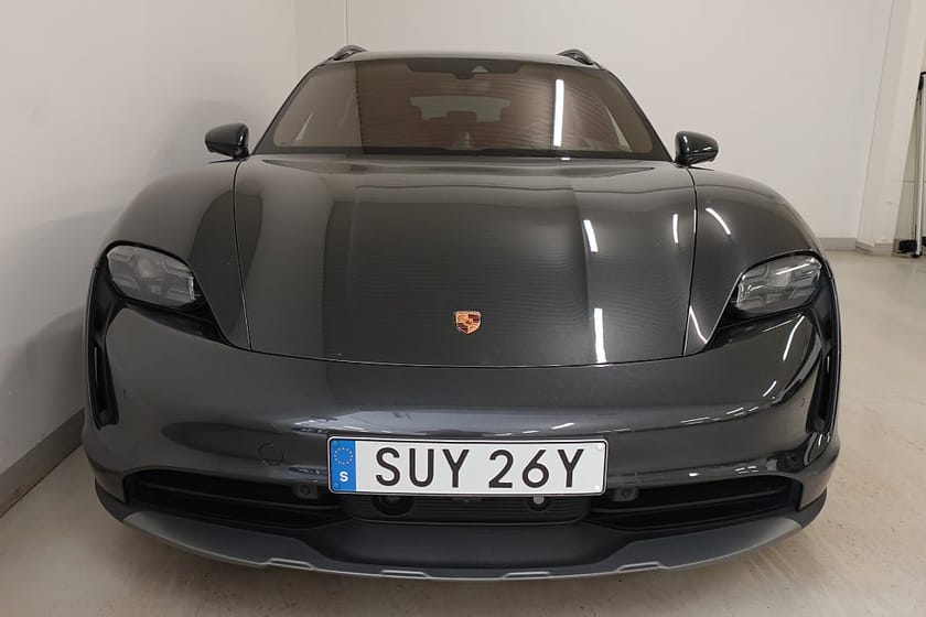 Bild 3 av Porsche Taycan 4S Cross Turismo PDLS+ Pano Ambient BOSE HuD Night Vis