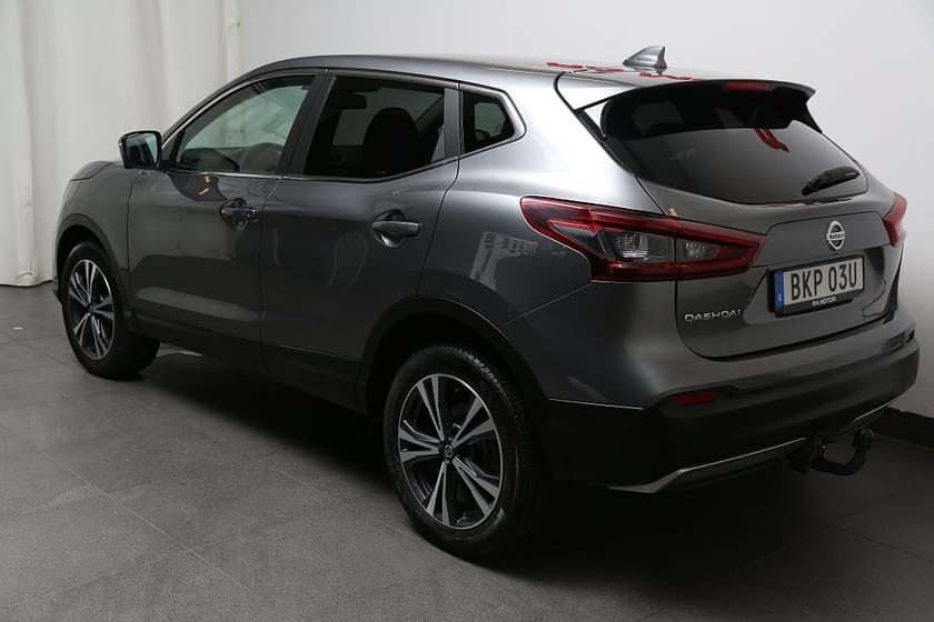 Bild 4 av Nissan Qashqai 1,3 DIG-T 158hk Aut Navi 360°-kamera Dragkrok