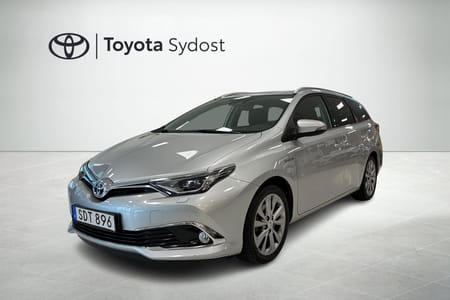 Toyota Auris Touring Sports Hybrid Executive Automat Drag Backkamera  Rattvärme mm.