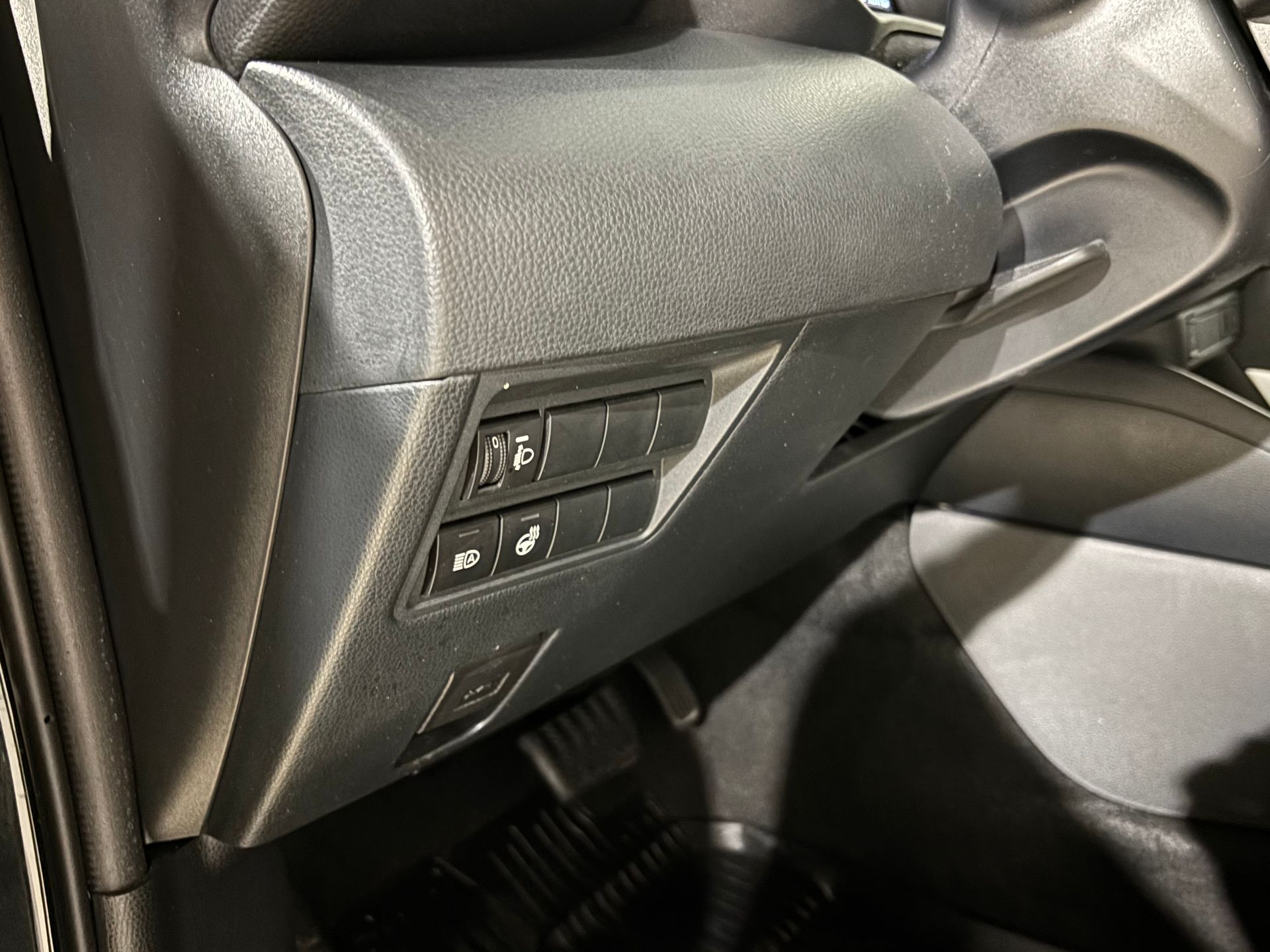 Toyota Yaris Hybrid CVT Active Plus 2023, bild 6/10
