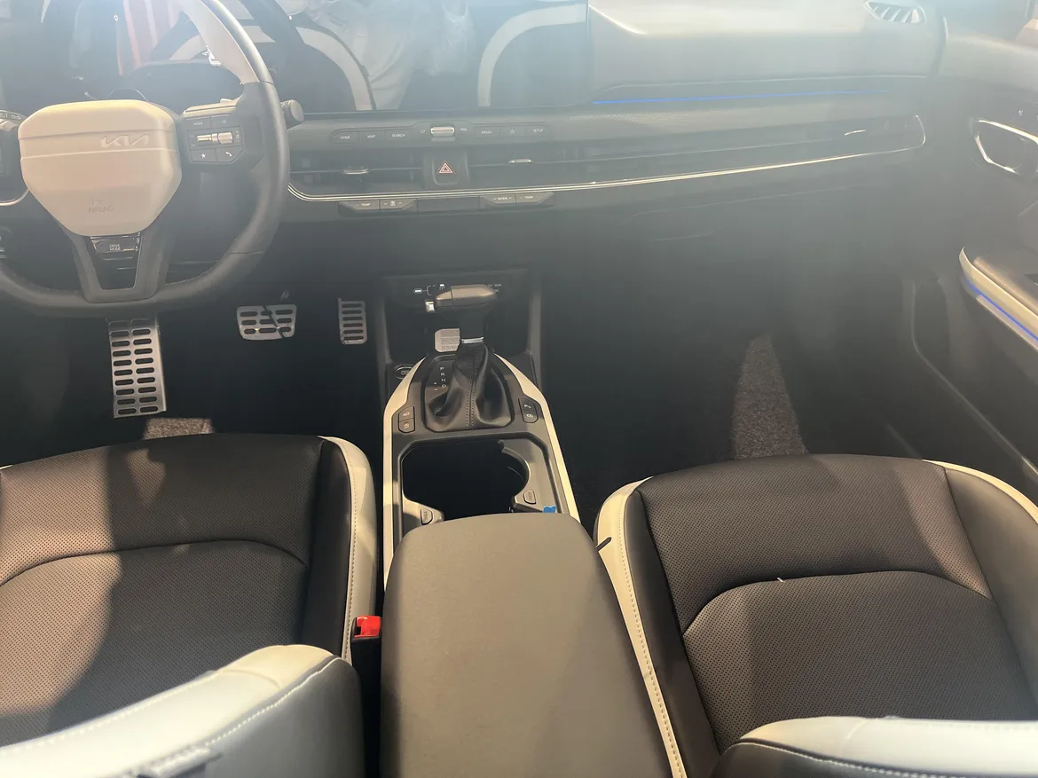 picture of a car