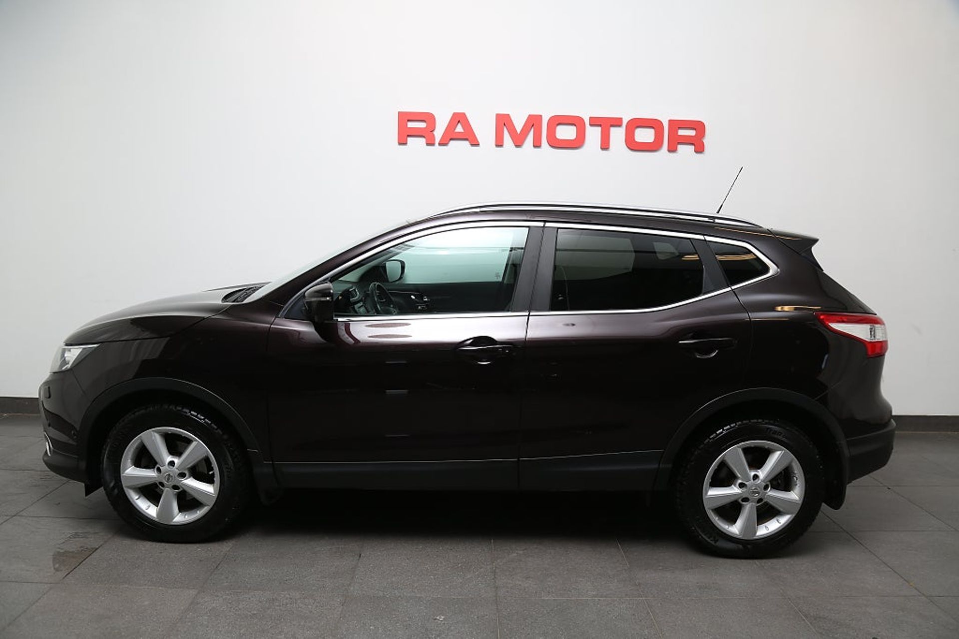 Nissan Qashqai 1,2 DIG-T Tekna 2015, bild 3/10