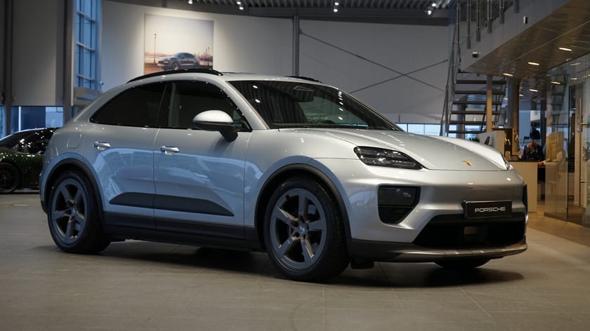 Bild 1 av Porsche Macan 4 Electric 