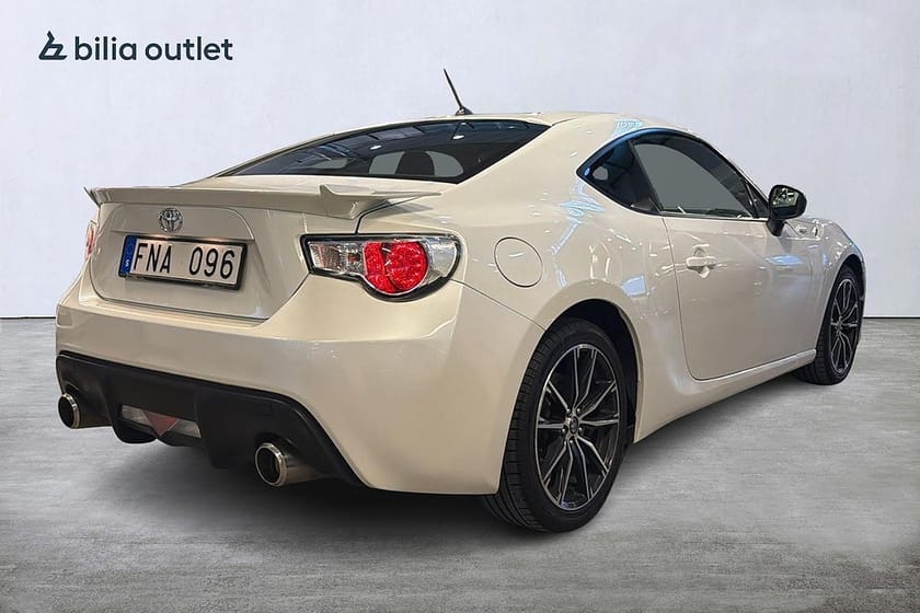 Bild 5 av Toyota GT86 2.0 H4 Rough Road 200hk Värmare Keyless