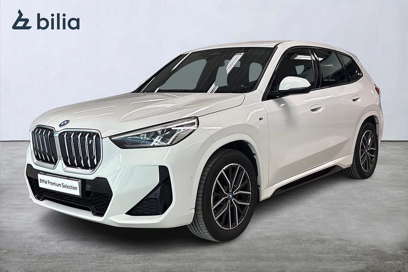 Bild 1 av BMW iX1 xDrive30 xDrive 30 M-Sport | Backkamera | Rattvärme | Sportstol