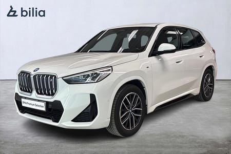 BMW iX1 xDrive30 xDrive 30 M-Sport | Backkamera | Rattvärme | Sportstol