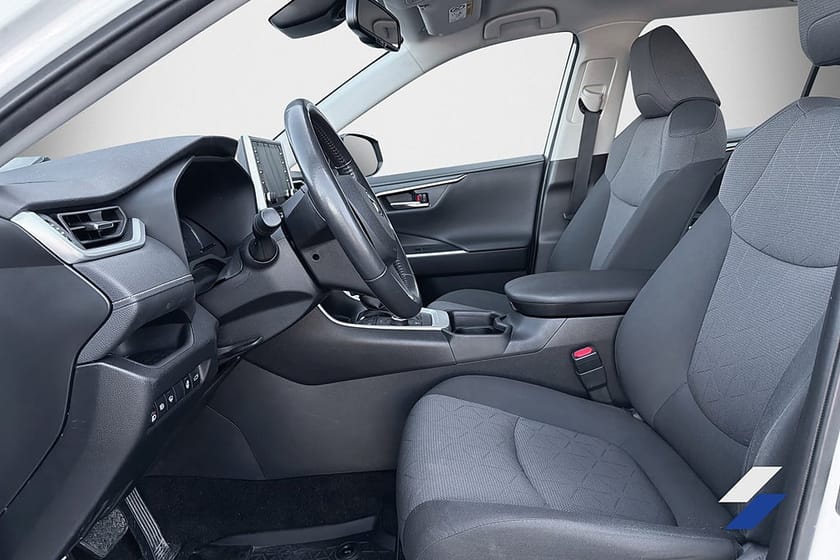 Bild 5 av Toyota RAV4 Hybrid AWD-i E-CVT *8730mil* MoK-värmare Drag Kamera