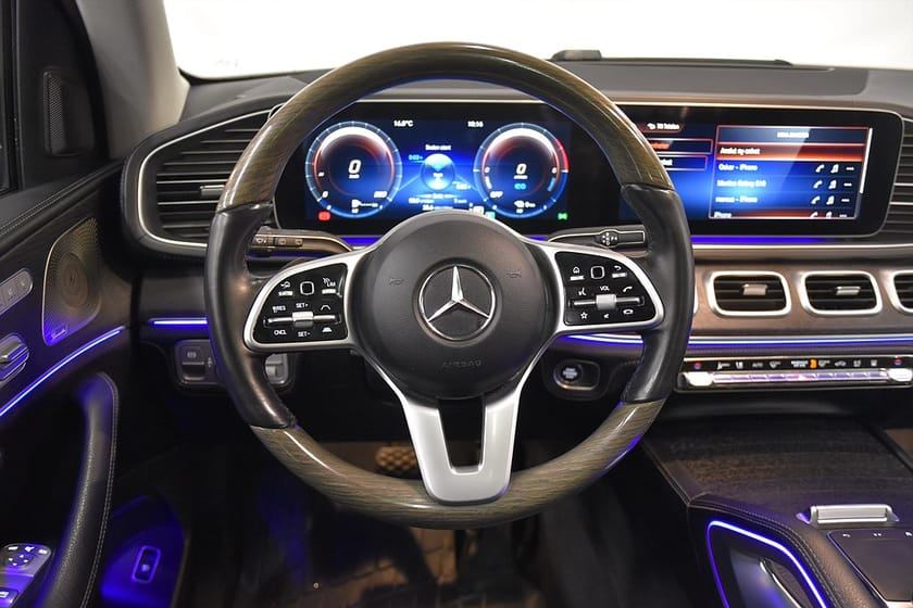 Bild 2 av Mercedes-Benz GLE 350 de 4MATIC 4M AMG Line Luft Burmester Pano HUD Massage Drag