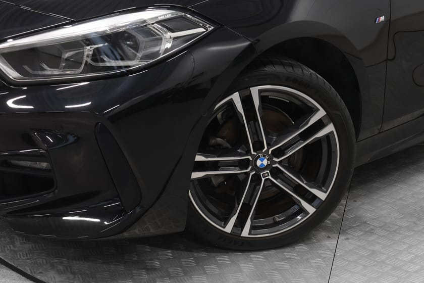 Bilde 3 av BMW 118i 