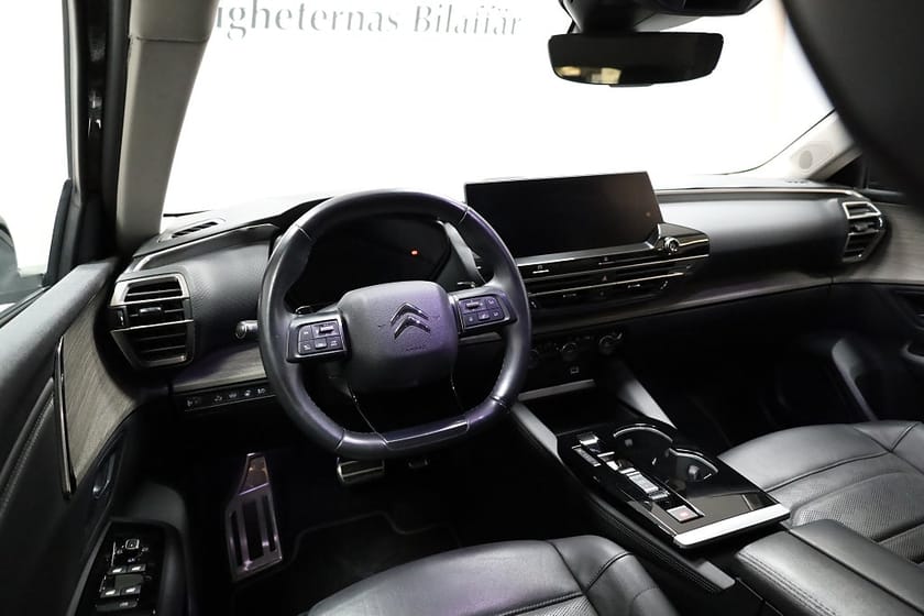 Bild 3 av Citroën C5 X PLUG-IN-HYBRID Shine Plug-in Hybrid 225Hk / Dragkrok / Nyservad