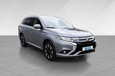 Mitsubishi Outlander PHEV Plug In Hybrid 4WD