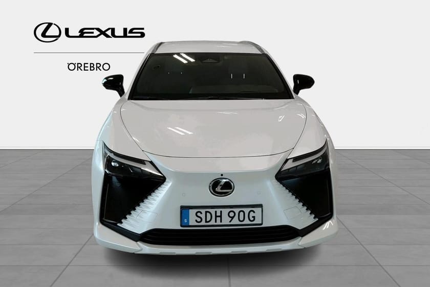 Bild 1 av Lexus RZ 500e Luxury STBW inklusive vinterhjul