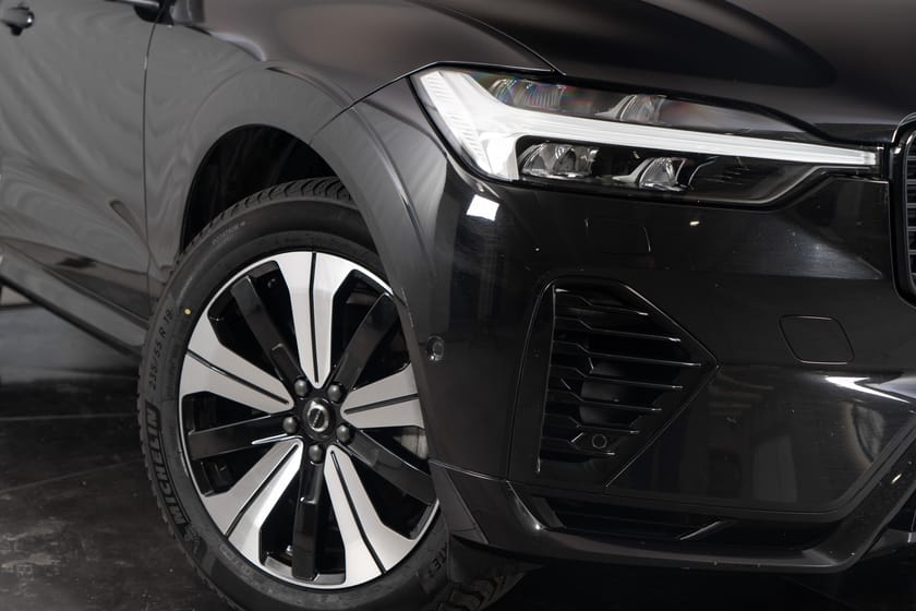 Bilde 3 av Volvo XC60 T8 Plus Dark. Harman Kardon/Soltak/Aktive lys/Head Up