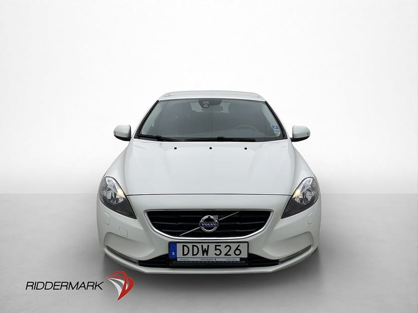 Bild 2 av Volvo V40 T2 Kinetic Sensorer Värmare Dragkrok Farthållare