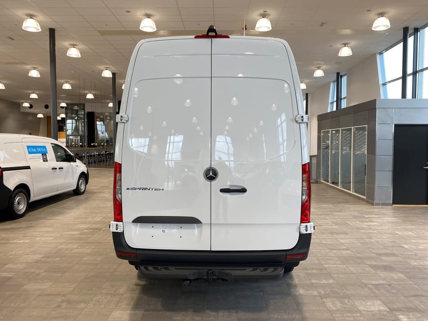 Bild 4 av Mercedes-Benz eSprinter 314 81 kWh