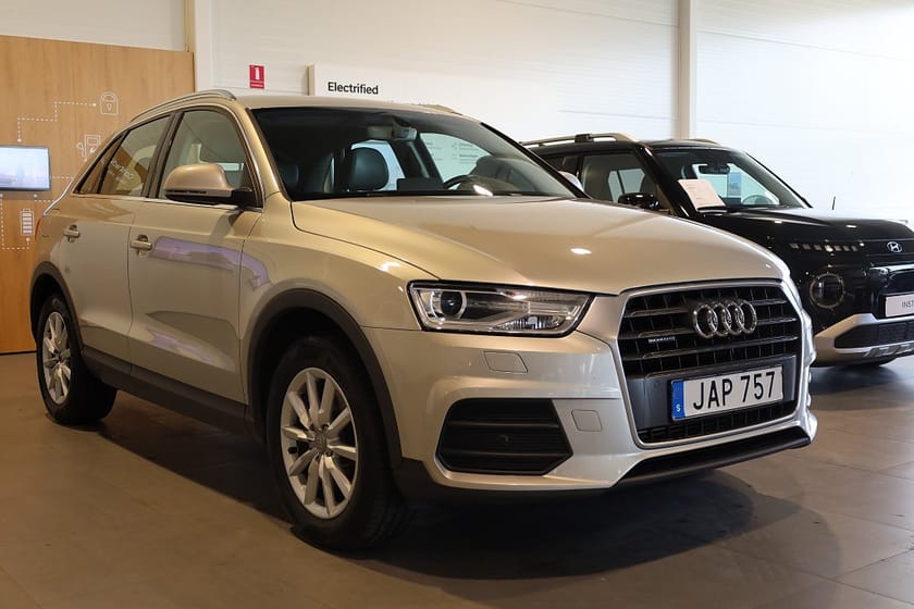 Bild 4 av Audi Q3 2.0 TFSI quattro S Tronic Sport Edition Navi Blåtand