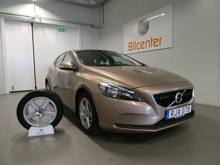 Volvo V40 T2 Drag-Värmare-SoV *Kamremsbytt* *Endast 5972 mil*