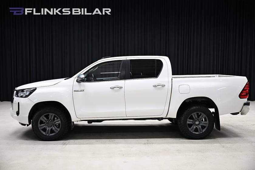 Bild 3 av Toyota Hilux Dubbelhytt AWD 150HK Automat|Dubbellhytt|Lågmil|Drag|Värmare|Moms