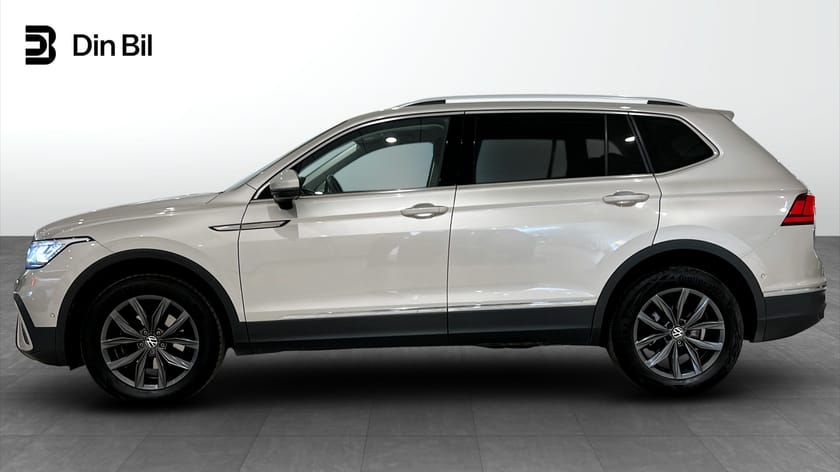 Bild 2 av Volkswagen Tiguan Allspace 7-sätes TSI150 DSG Harman/Ergo/Drag/7sits/Keyless