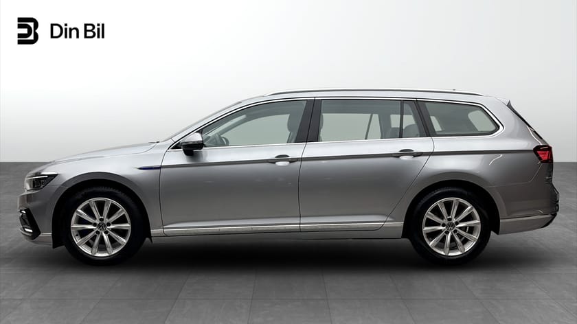 Bild 2 av Volkswagen Passat Sportscombi GTE DSG Drag/Executive/Digital cockpit