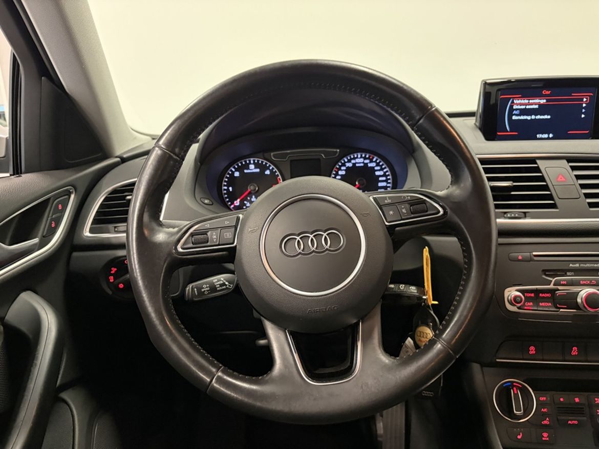 Audi Audi Q3 — bild 13