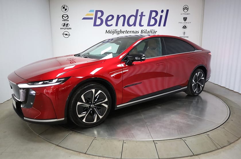 Bild 4 av Mazda 6e Standard Range 68.8 kwh Takumi Plus / Panoramaglastak / Adaptiv Farth.
