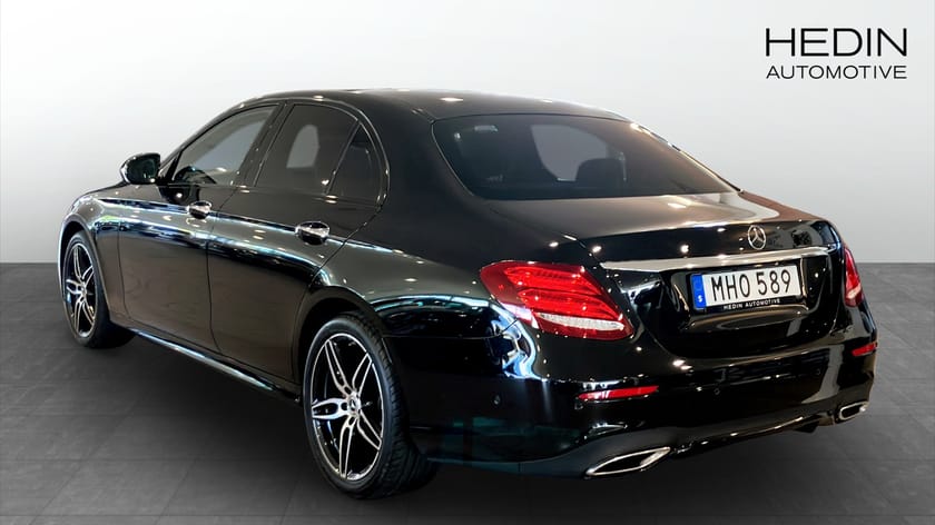 Bild 2 av Mercedes-Benz E 220 d 4MATIC 220d PremiumPlus/AMG/Drag/Värmare