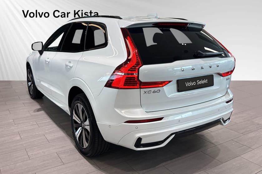 Bild 4 av Volvo XC60 T6 Plus Dark Nordic Edition Läder Drag Pano 360