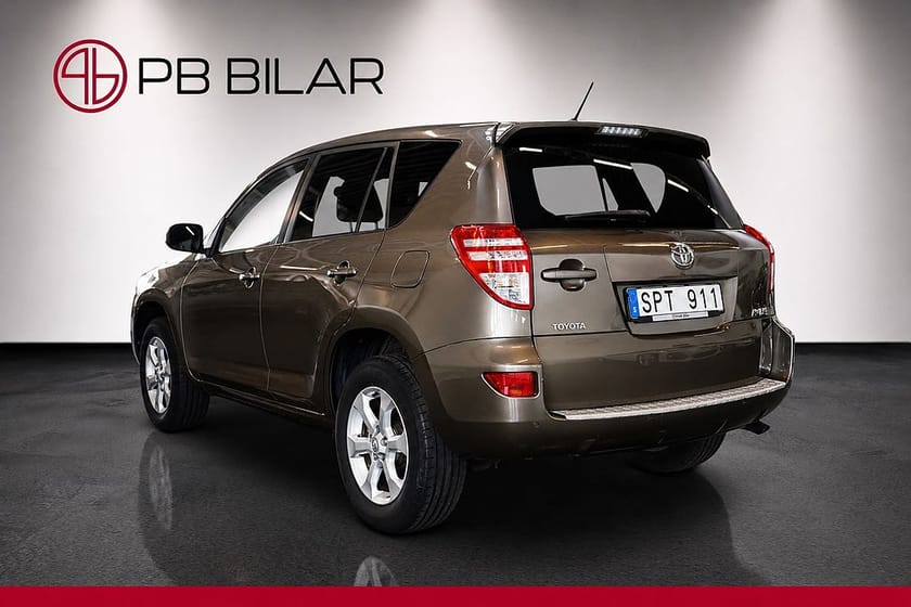 Bild 4 av Toyota RAV4 2.0 VVT-i 4x4 Multidrive S 158hk 2 Ägare