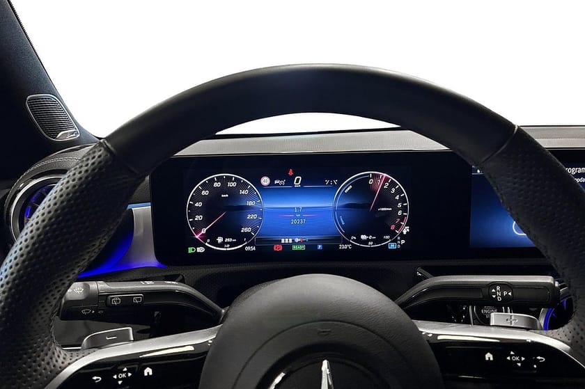 Bild 5 av Mercedes-Benz CLA 250 e Shooting Brake Brake, AMG Line, Premium, Panelbelysning