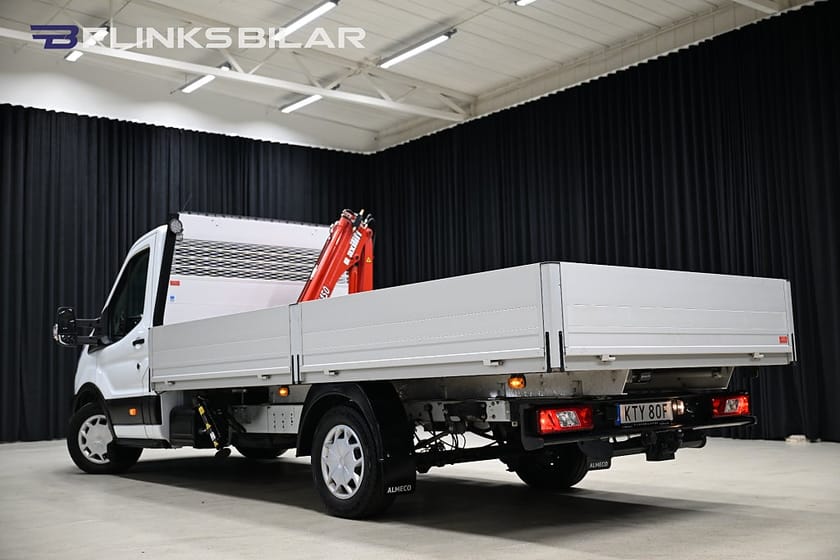 Bild 4 av Ford Transit 350 Chassi Cab 155HK L4 Automat|Långflak|Kranbil|883Mil