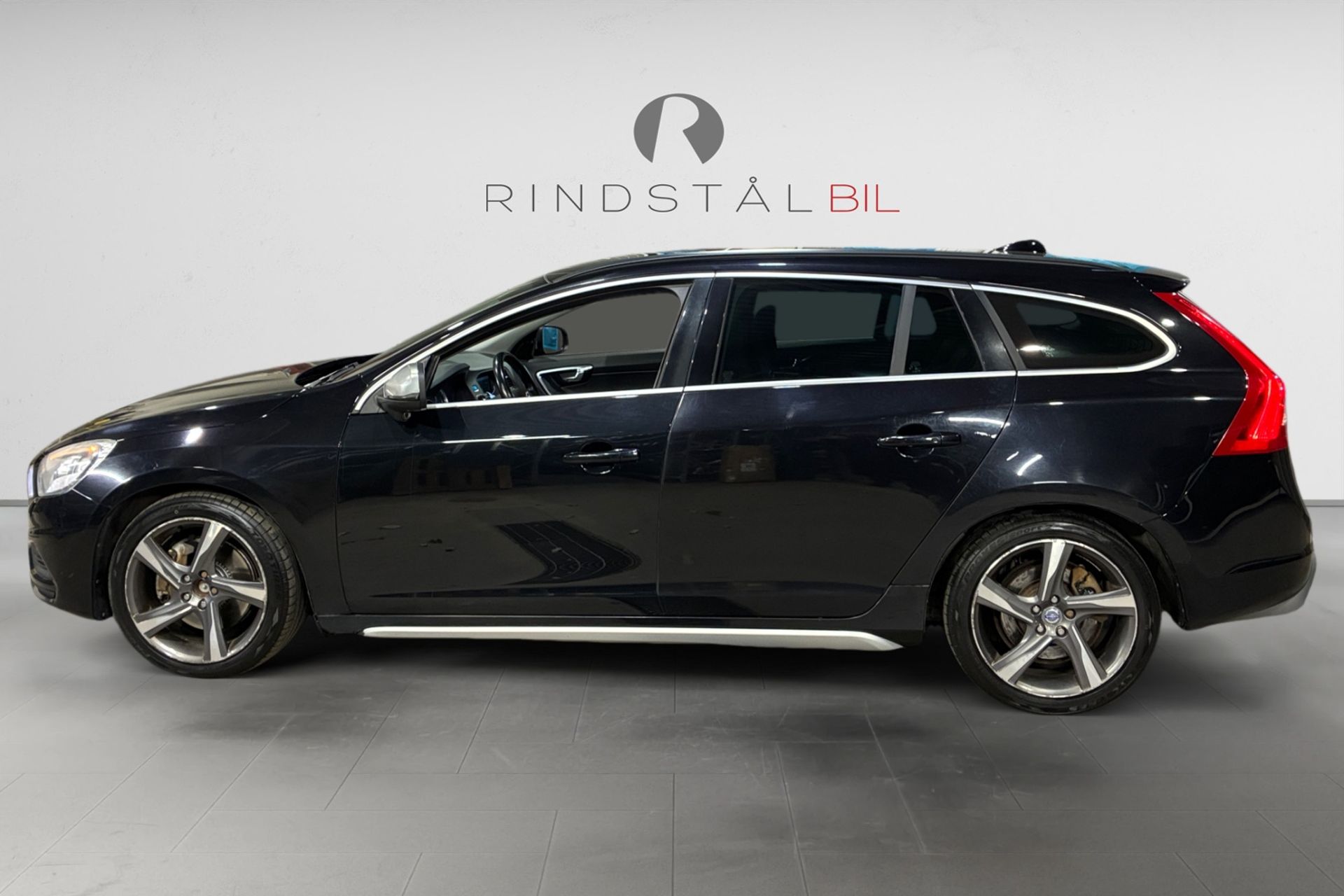 Volvo V60 T6 304 HK AUT AWD R-DESIGN 2012, bild 6/28