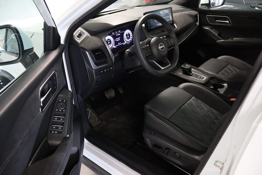 Bild 4 av Nissan Qashqai Tekna+ 1.3 DIG-T XTRONIC 158hk