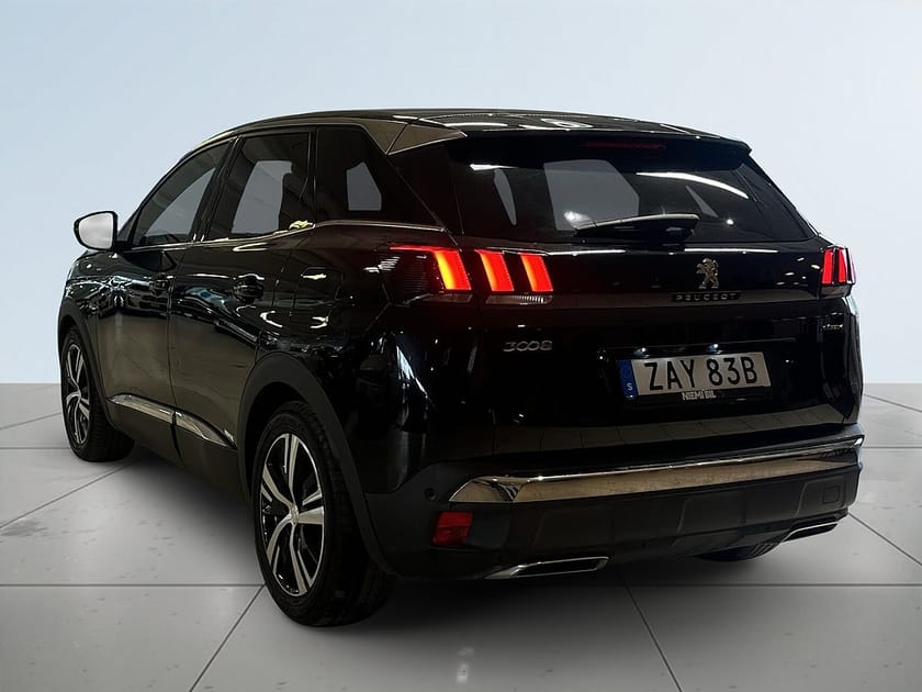 Bild 5 av Peugeot 3008 GT HYBRID4 PLUG-IN Navigation Kamera CarPlay Kamkedja S&V-däck