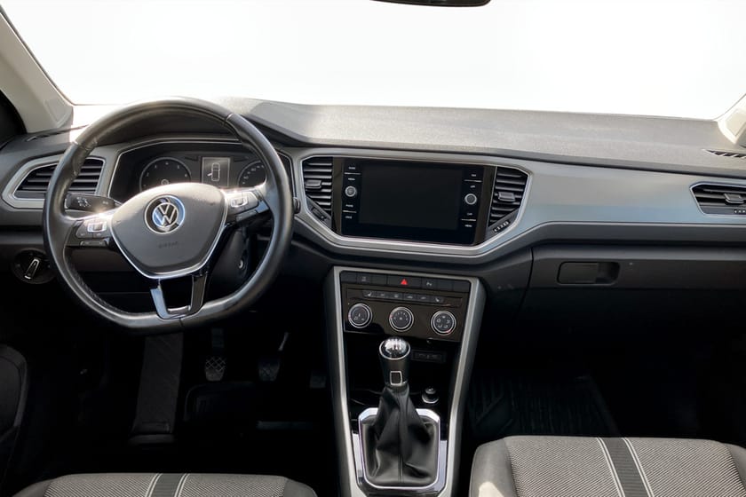 Bild 5 av Volkswagen T-Roc 1.0 TSI OPF Manuell 110hk 2022 Dragkrok