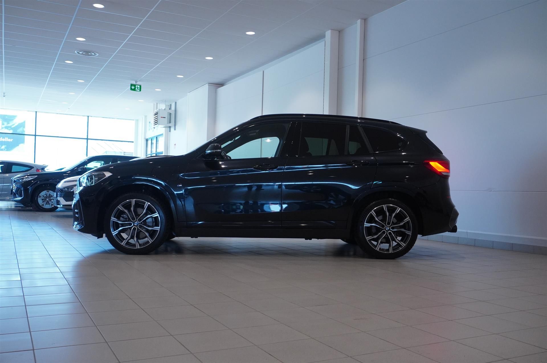BMW X1 2021, kuva 4/10