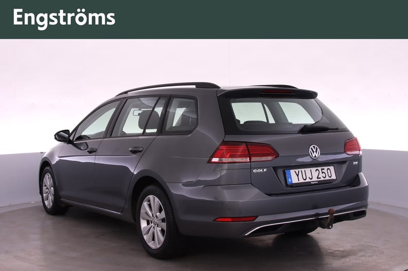 Bild 4 av Volkswagen Golf Sportscombi 1.0 TSI 110HK DSG7 Drag Backkamera