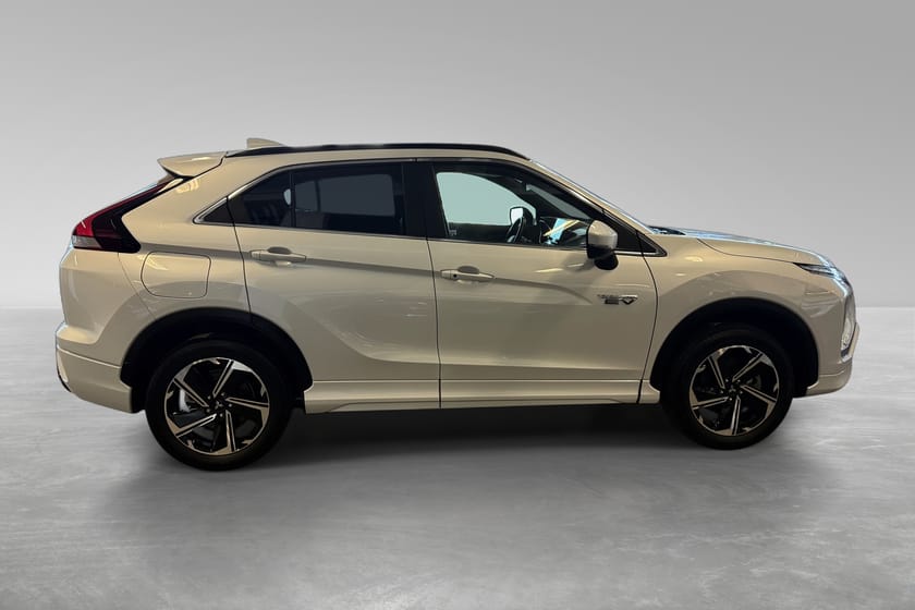 Bilde 5 av Mitsubishi Eclipse Cross PHEV Instyle+ 2.4 AWD/ Acc/ 360/ HUD/ Pano/ Skinn/ +++