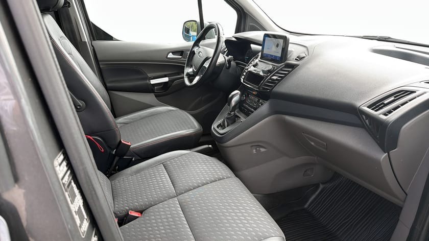Bild 3 av Ford Transit Connect 210 LWB L2 Sport 120HK / Carplay / Dubbla dörrar/ Värmare