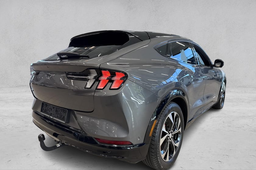 Bilde 5 av Ford Mustang Mach-E Long Range AWD LR 540KM B&O/Hengerfeste/Panorama/Oppv.Ratt+
