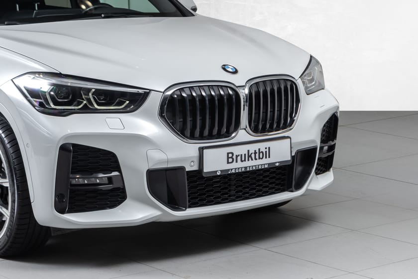 Bilde 2 av BMW X1 xDrive20i XDrive-Tilhengerfeste-Skinn-Glasstak