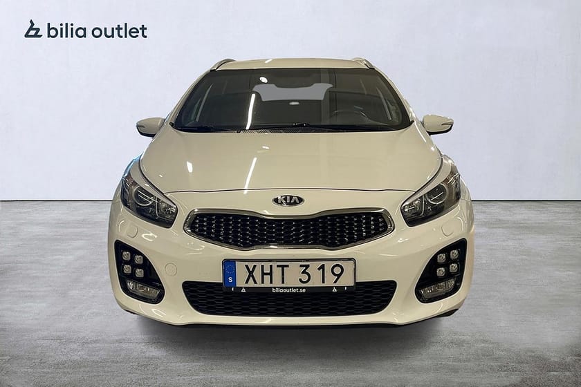 Bild 3 av Kia cee'd_sw 1.6 GDI DCT GT-Line / B-Kamera / Navi / Rattvärme