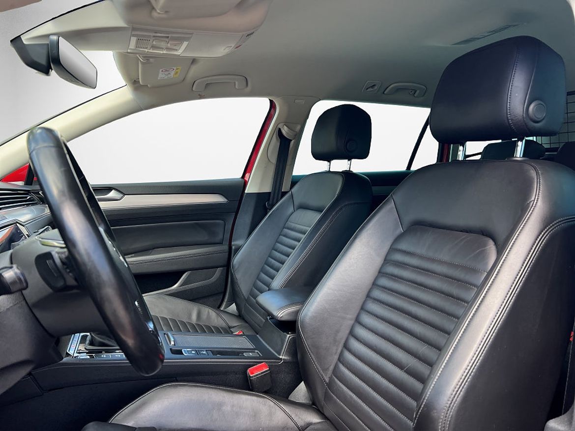 Volkswagen Passat Sportscombi, bild 9 av 18