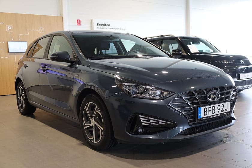 Bild 4 av Hyundai i30 1.0 T-GDI DCT MHEV Essential Kamera Rattvärme Leasbar